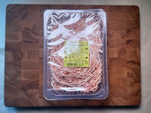 Сыр 1 кг ГОРНЫЙ СЫРОВАР (Нити с аджикой): Сыр Чечил паутинка (аджика)  500 гр.